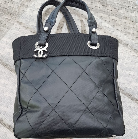 Chanel tote - Picture 1 of 2